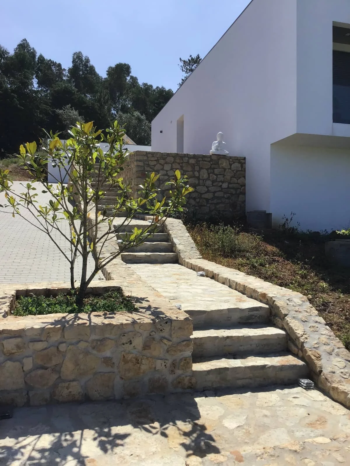 Escadaria lateral Casa da Vinha