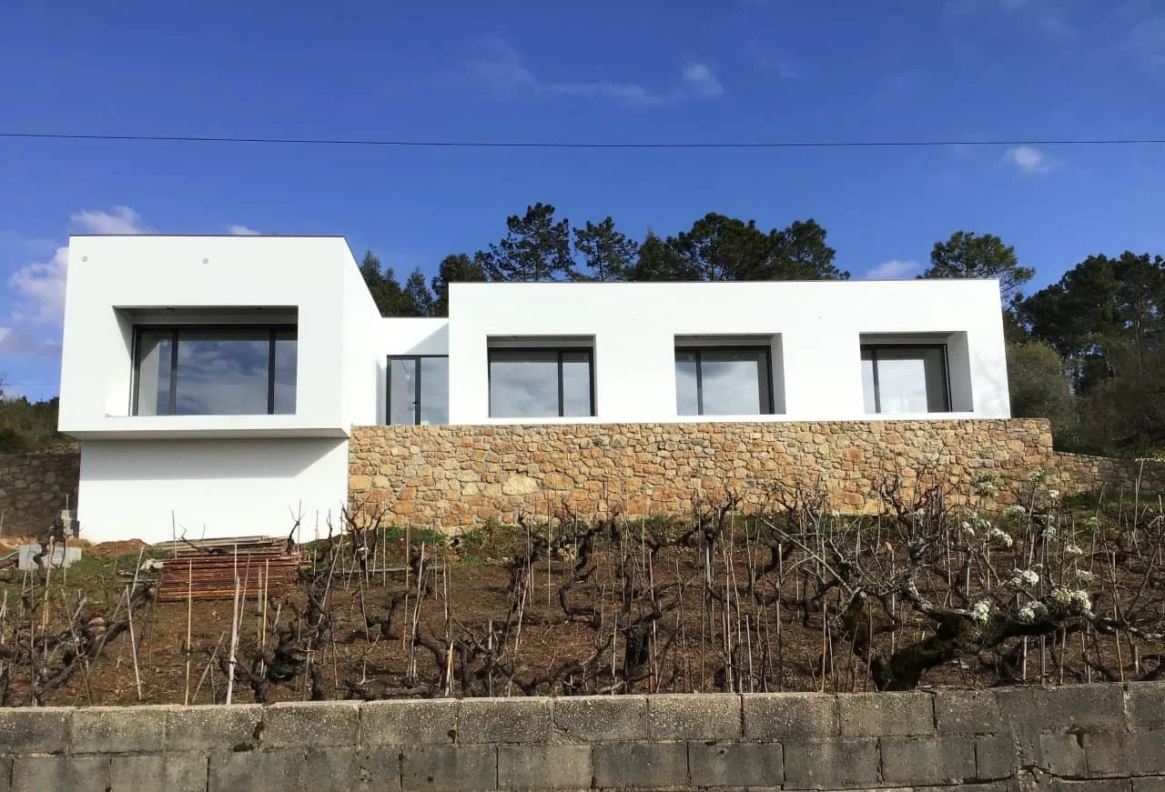 Vista da Frente Casa da Vinha